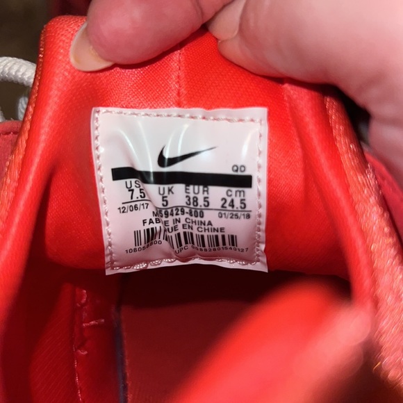 Nike air hurache shoes! - Picture 6 of 6